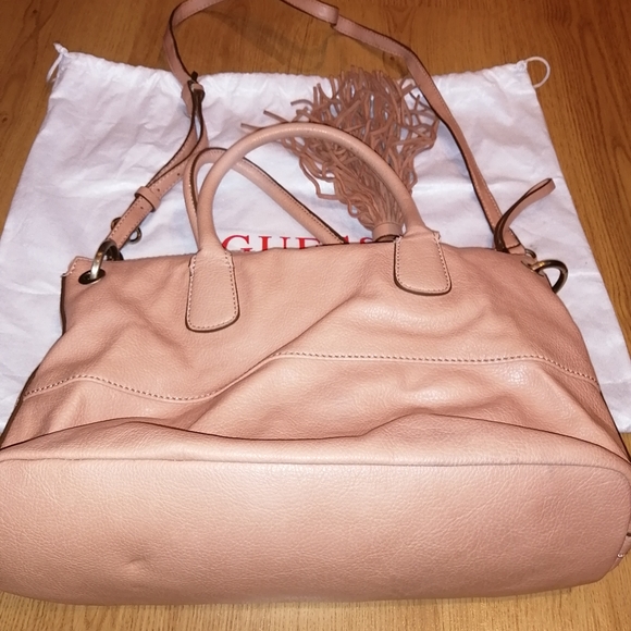 Guess handbag - Picture 4 of 4